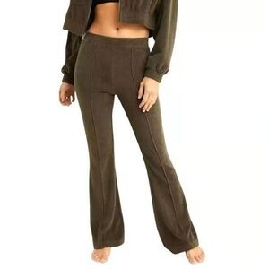 Aerie Groove-On Rib Velour Flare Pants Nomad Olive M Short High Rise